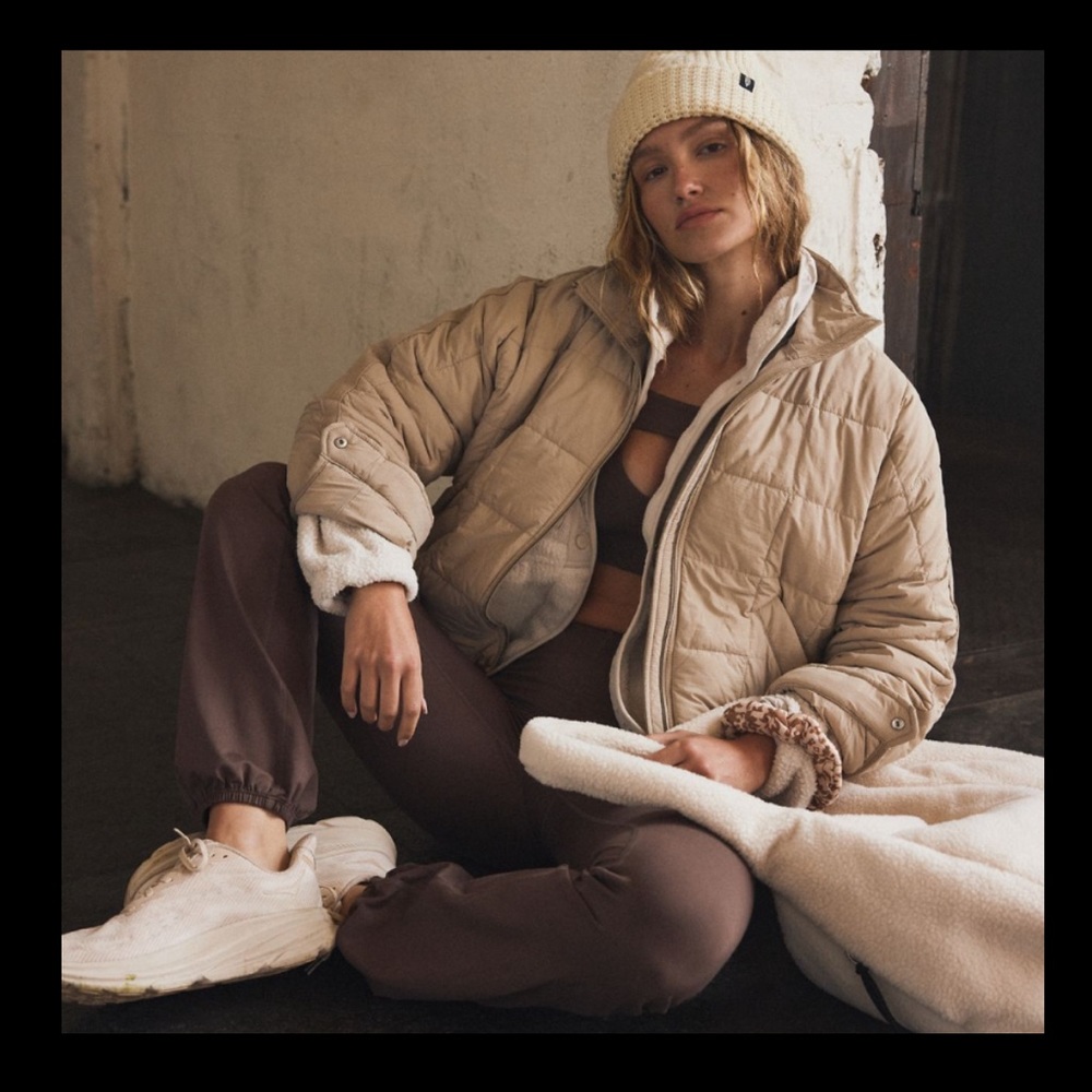 Free People Movement Pippa Packable Puffer Jacket in Doe - TAN NEUTRAL BROWN - Picture 6 of 8